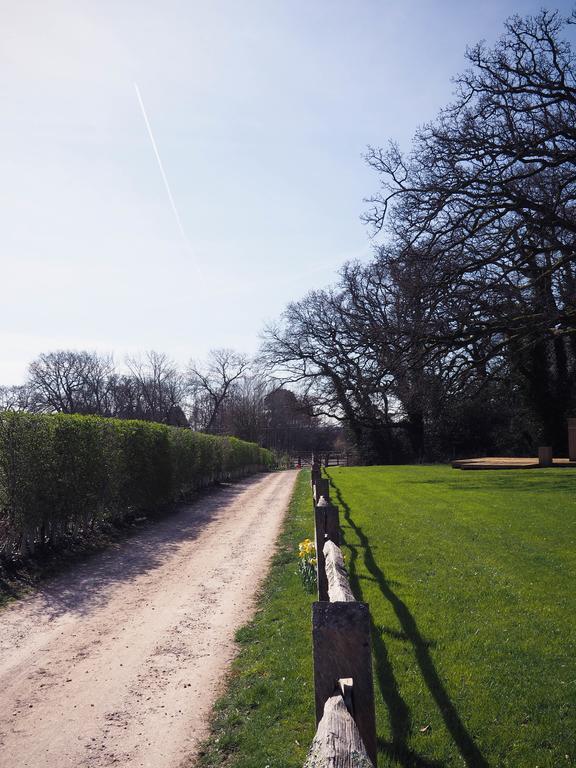 Old Dairy Farm Glamping Hotel Emsworth Exterior photo